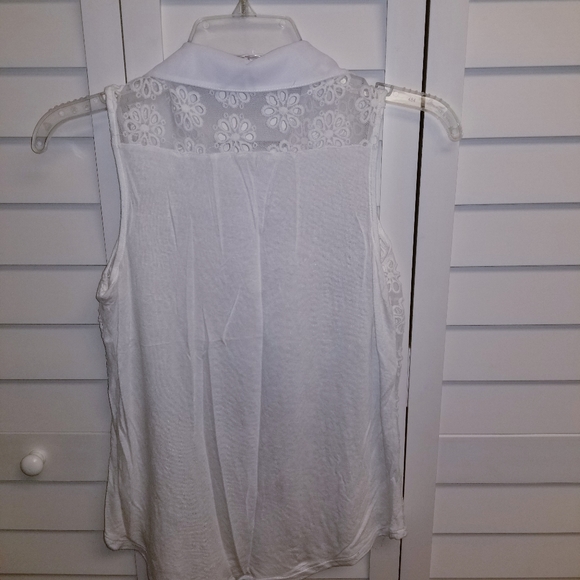 Top - Picture 2 of 2